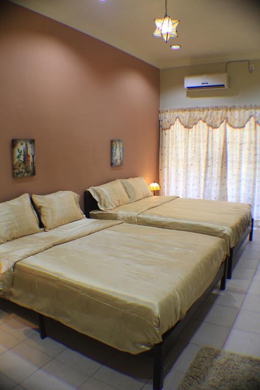 Memory Homestay Kampong Baharu  Eksteriør billede